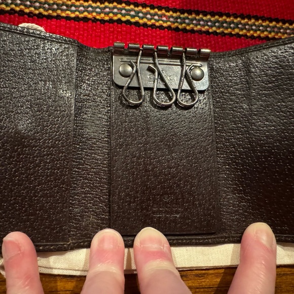 SALE ✨GUCCI GG Logo Key Holder Wallet Case Brown Tan Classic Monogram 3 Ring - Picture 3 of 6